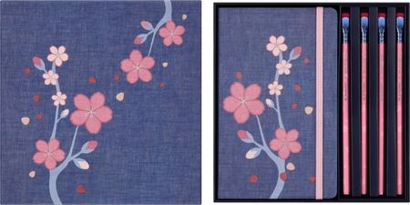 Zestaw BLACKWING X MOLESKINE 2025, notes Sakura, L, 13x21cm, gładki, w linie + 4 ołówki, edycja limitowana, w pudełku