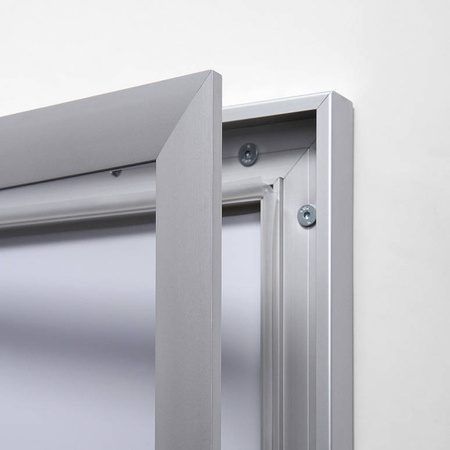 Indoor Lockable Showcase Silver 9x A4
