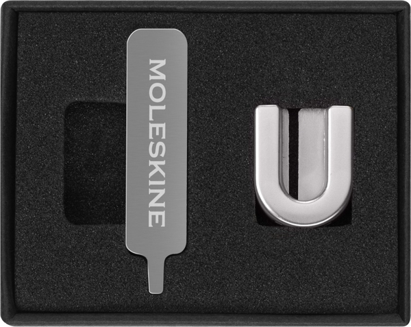 Przypinka MOLESKINE U, srebrna