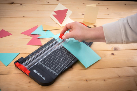 TRYMER DAHLE VANTAGE 40001, DŁUGOŚĆ CIĘCIA 300mm, WYSOKOŚĆ CIĘCIA 0,8mm